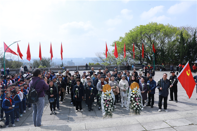微信图片_20250403085817_副本.jpg