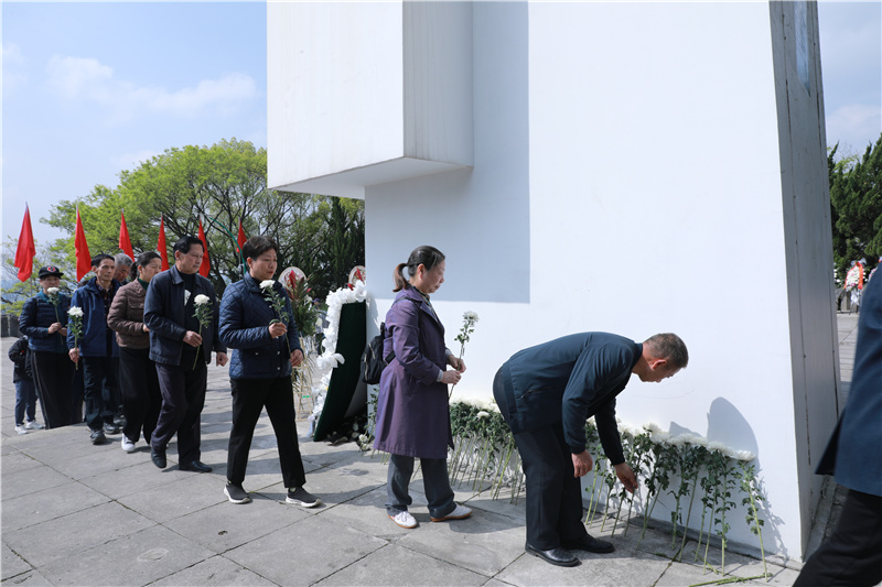微信图片_20250403085823_副本.jpg