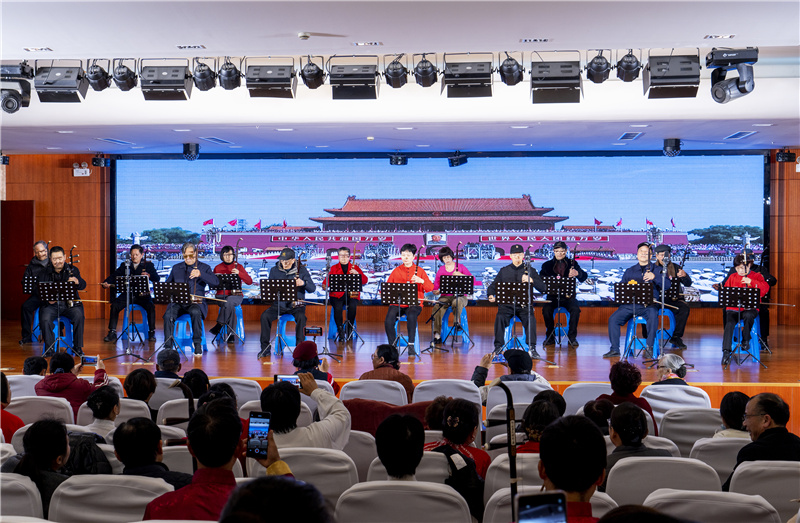 二胡研修班《北京有个金太阳》.jpg 二胡研修班《北京有个金太阳》.jpg