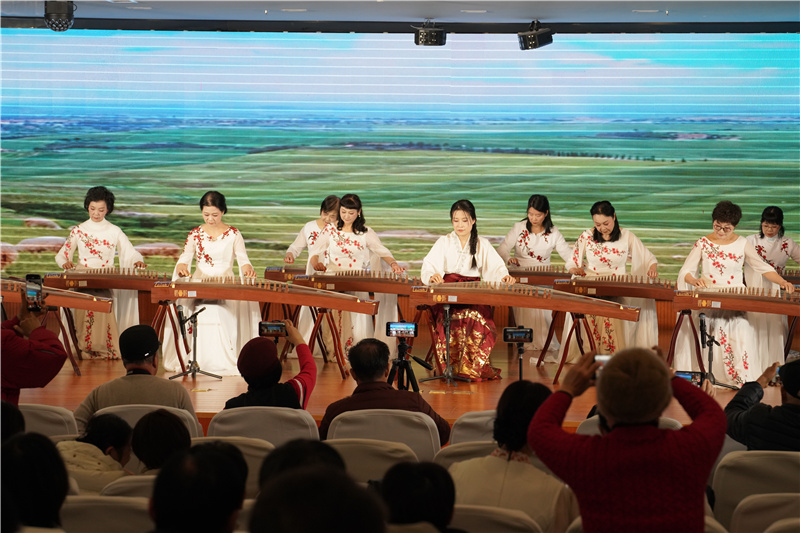 古筝提高三班《可可托海的牧羊人》.jpg 古筝提高三班《可可托海的牧羊人》.jpg