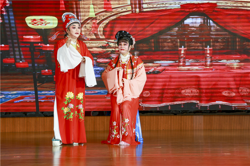 越剧一班《孔雀东南飞.洞房》.jpg 越剧一班《孔雀东南飞.洞房》.jpg